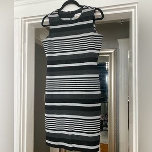 Calvin Klein Fitted Stretchy Sleeveless Dress - Size: 4